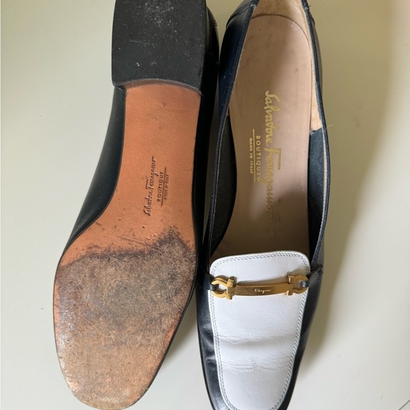 Salvatore Ferragamo loafers - Picture 3 of 4